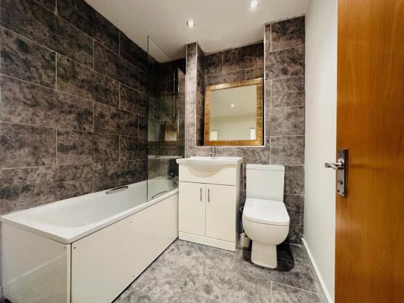 Bathroom Suite