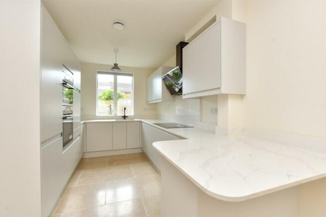 Kitchen/Breakfast Area