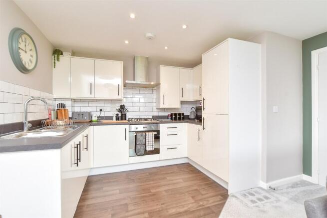 Lounge/ Kitchen