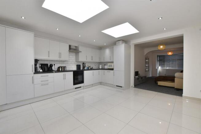 Kitchen/Dining Area