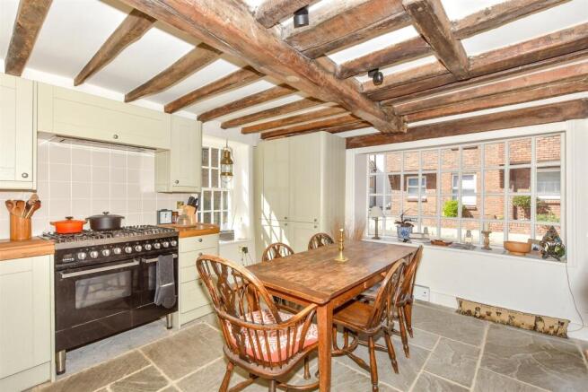 Kitchen/ Breakfast Room
