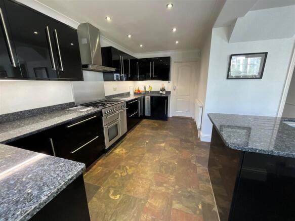 Kitchen 2