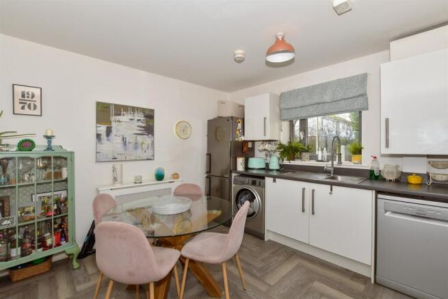 Lounge/Kitchen