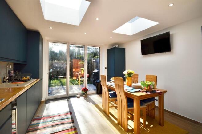 Kitchen/Dining Area