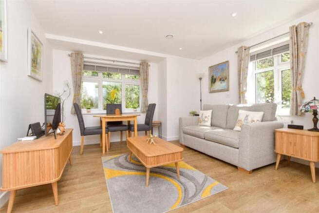 Kitchen / Living Room