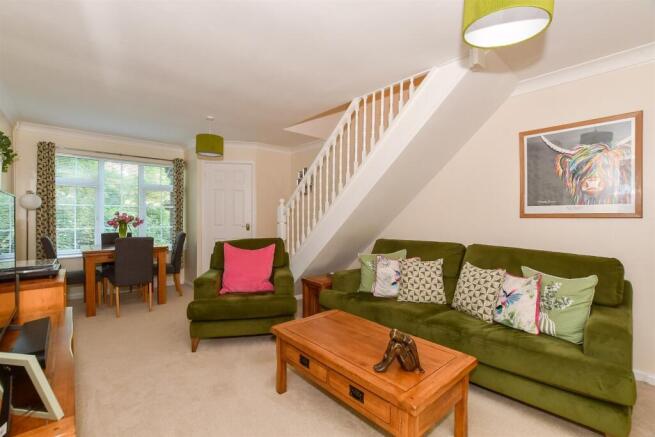 Lounge/ Dining Room