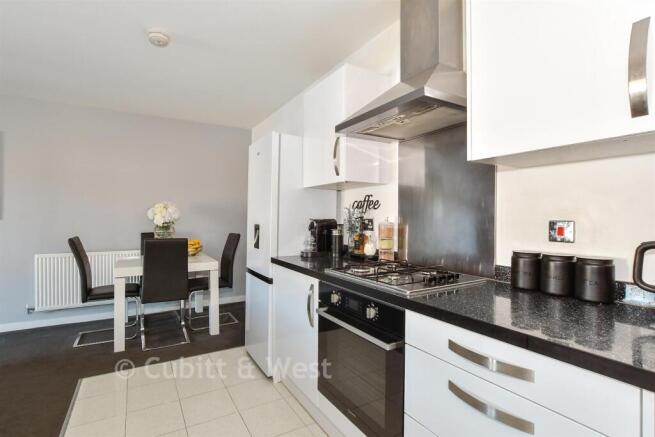 Lounge/Kitchen