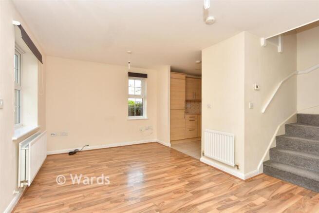 Lounge/Dining Area