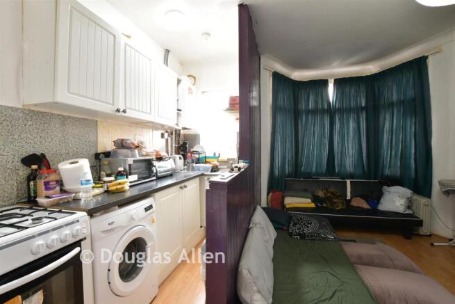 Living Room/Kitchen
