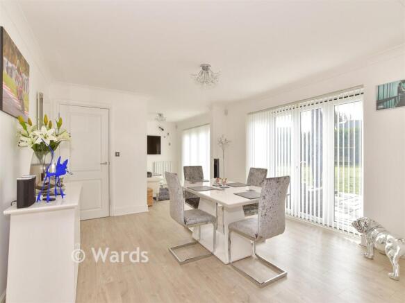 Kitchen/Breakfast Area