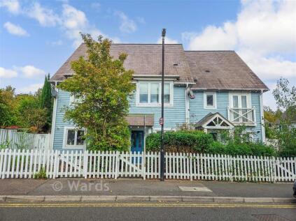 Poynder Drive, Holborough Lakes, Kent