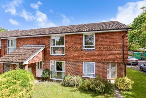 Griffin Way, Bookham, Leatherhead, Surrey