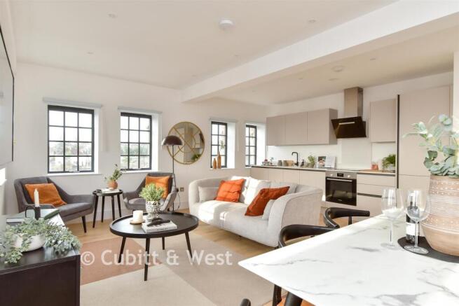 Lounge/ Kitchen/ Diner