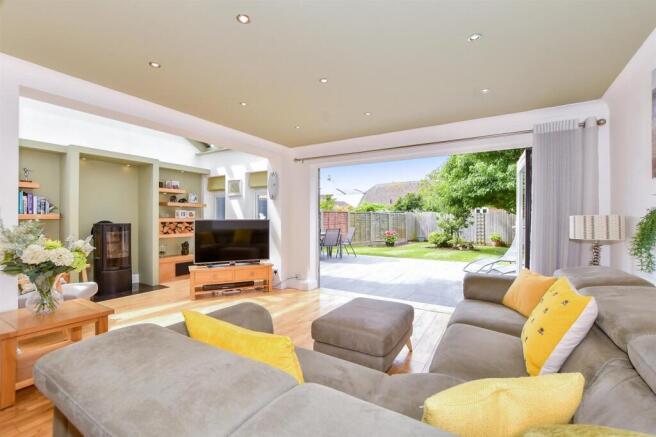 External Lifestyle Photograph