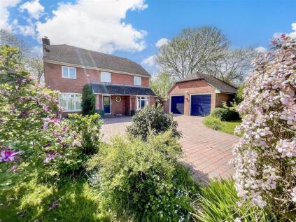 The Street, Appledore, Ashford, Kent
