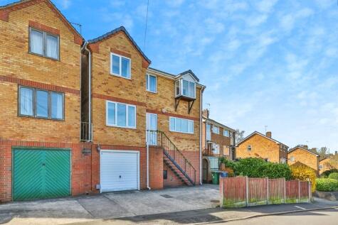 Laceyfields Road, Heanor