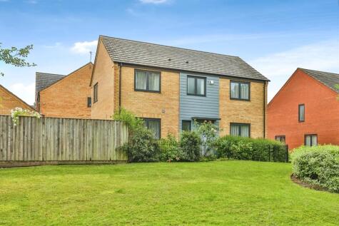 Sheerness Close, Giltbrook, NOTTINGHAM