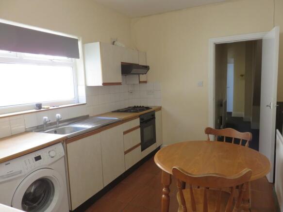Flat 1 Kitchen