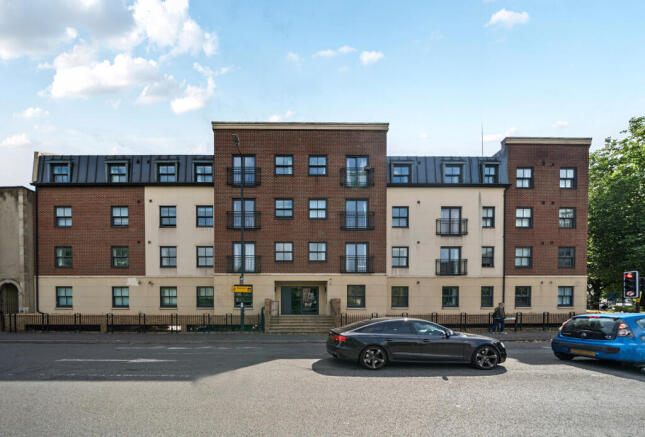 1301471-1-6838909...