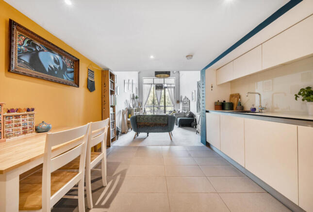 1320083-10-686bca...