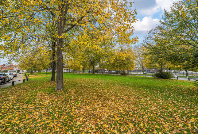 1361631-7-68f2ba3...