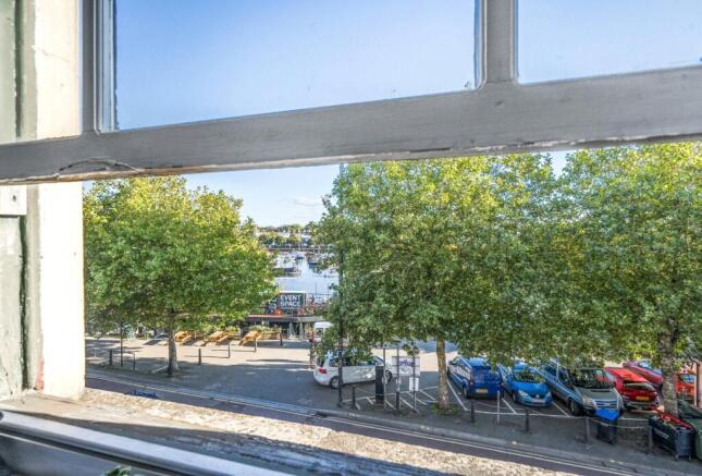 1355850-8-68d177f...