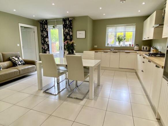 Kitchen/Diner/Family Room