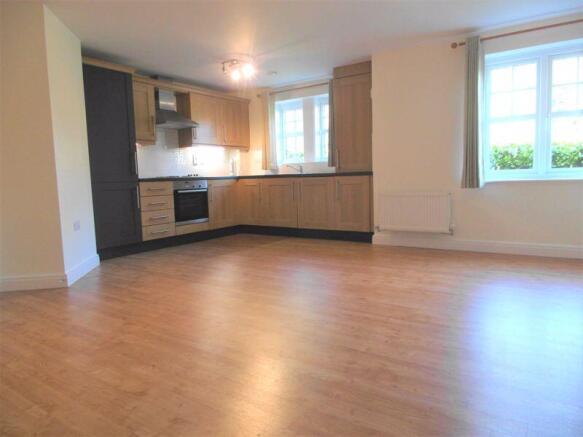 Kitchen/Living Area