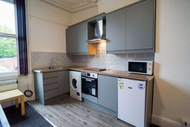 146BroomspringLaneFlat1