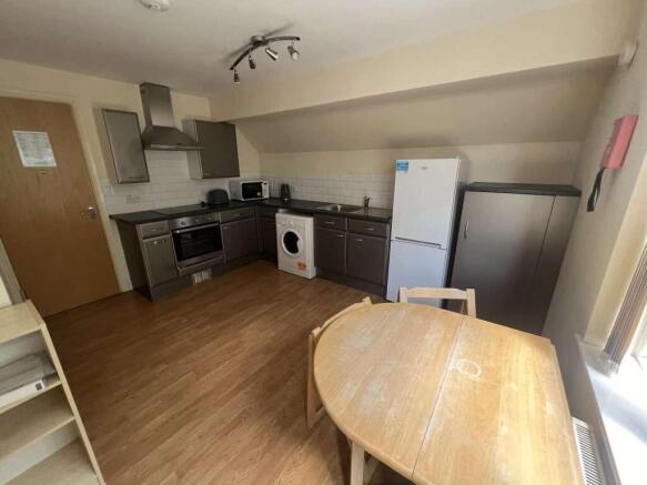 Flat_1e_1_Broomgrove_Crescent