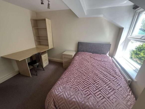 Flat_1e_1_Broomgrove_Crescent