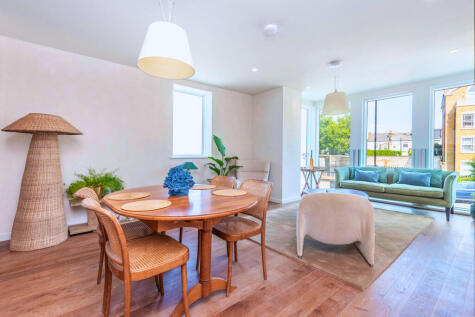 Manerium House, 3 Manor Park, London, SE13 5RN