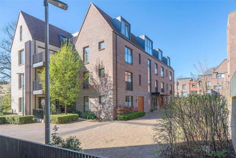 Marwood Square, London, N10