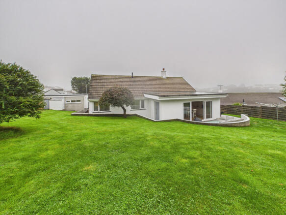 CAM05627G0-PR0019-STILL028