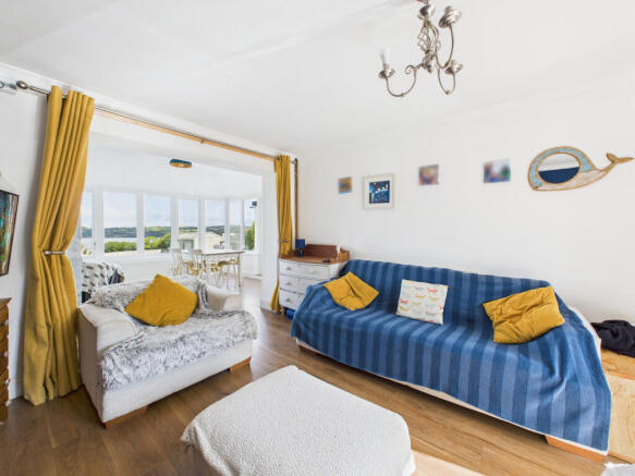 CAM05627G0-PR0018-STILL014