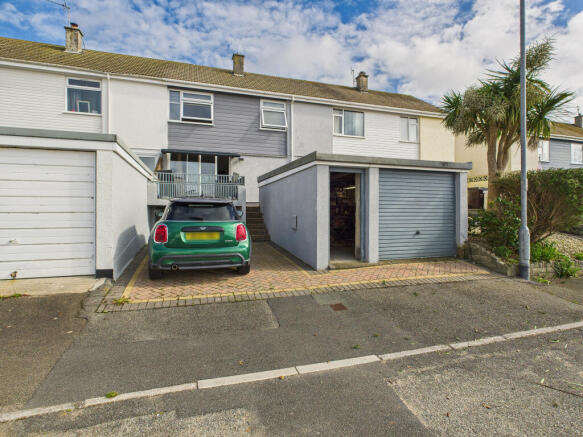 CAM05627G0-PR0021-STILL039