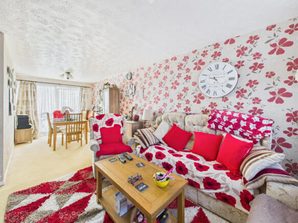 CAM05627G0-PR0032-STILL007