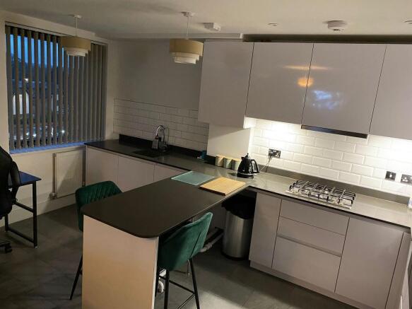 Kitchen / dining