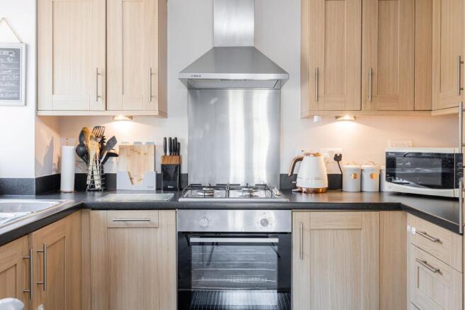 Kitchen with integrated appliances