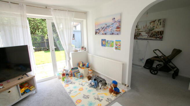 Photo 3