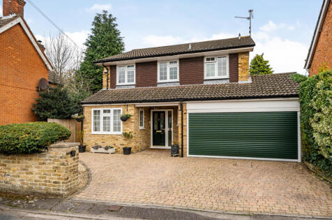 Grove Road, Church Crookham, Fleet, Hampshire, GU52