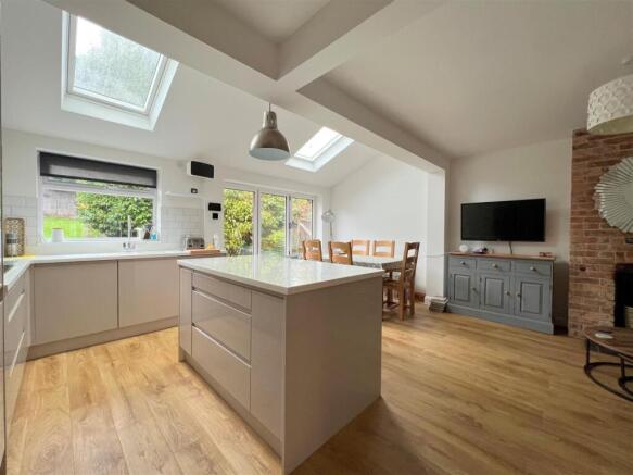 KItchen 4-001.jpg