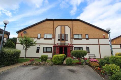 Rhos on Sea - 2 bedroom flat for sale