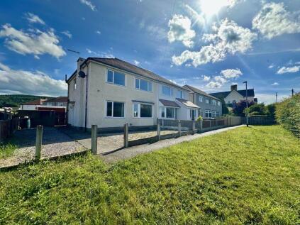 Maes Y Dre, Abergele