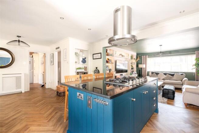 Kitchen / Breakfast