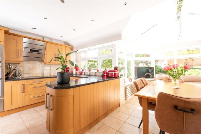 Kitchen/Breakfast