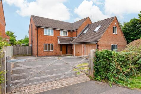 Wendover Way, Aylesbury, Buckinghamshire, HP21