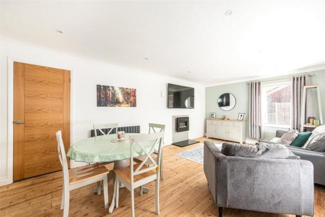 Sitting/Dining Room