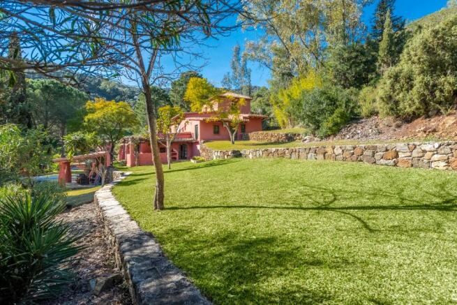 GARDEN