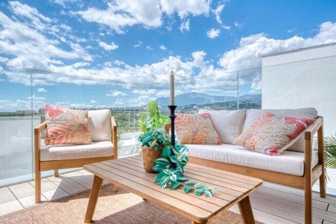 ROOF TERRACE